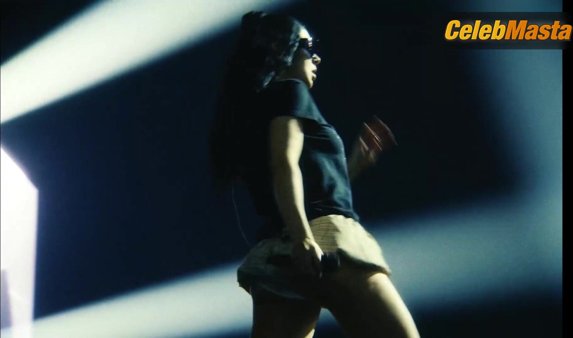 Charli Xcx Bares Underwear Scene In The Moment - Photo 2 of 5 photo 5