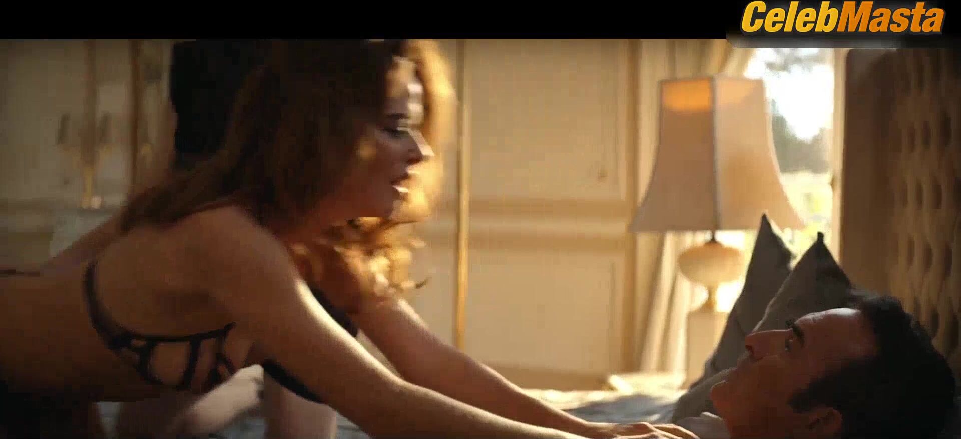 Charlotte Gainsbourg And Maryon Bertrand’s Sapphic, Booty - Photo 2 of 5 photo 4