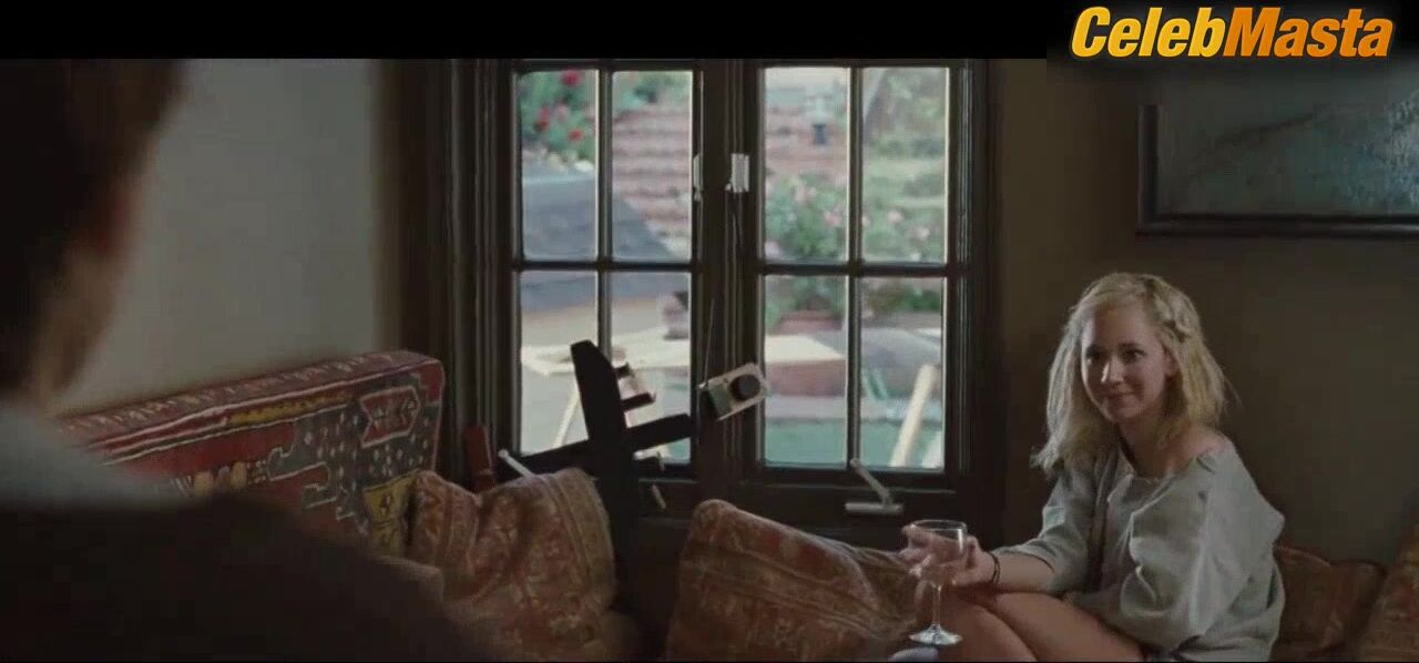 Brie Larson And Juno Temple Swimsuit Scene From Greenberg - Photo 2 of 5 photo 4