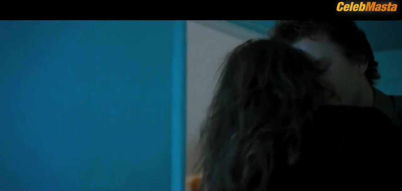 Charlotte Gainsbourg Tits Scene From I’m Not There - Photo 1 of 5