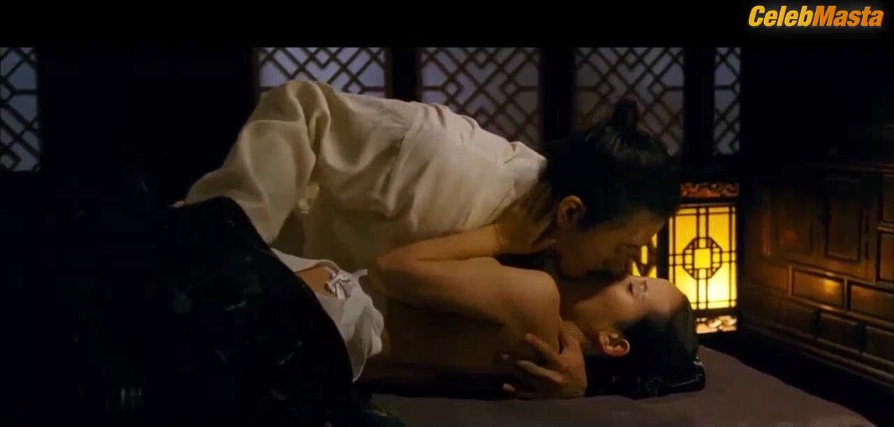 Cho Yeo-jeong ’s Ass, Tits Scene From The Servant - Photo 1 of 5