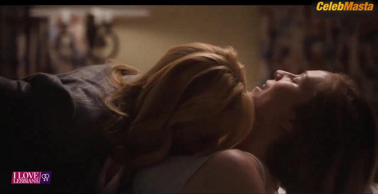 Christina Hendricks Hannah Einbinder And Lesbian Sex Scene From - Photo 1 of 5 photo 5