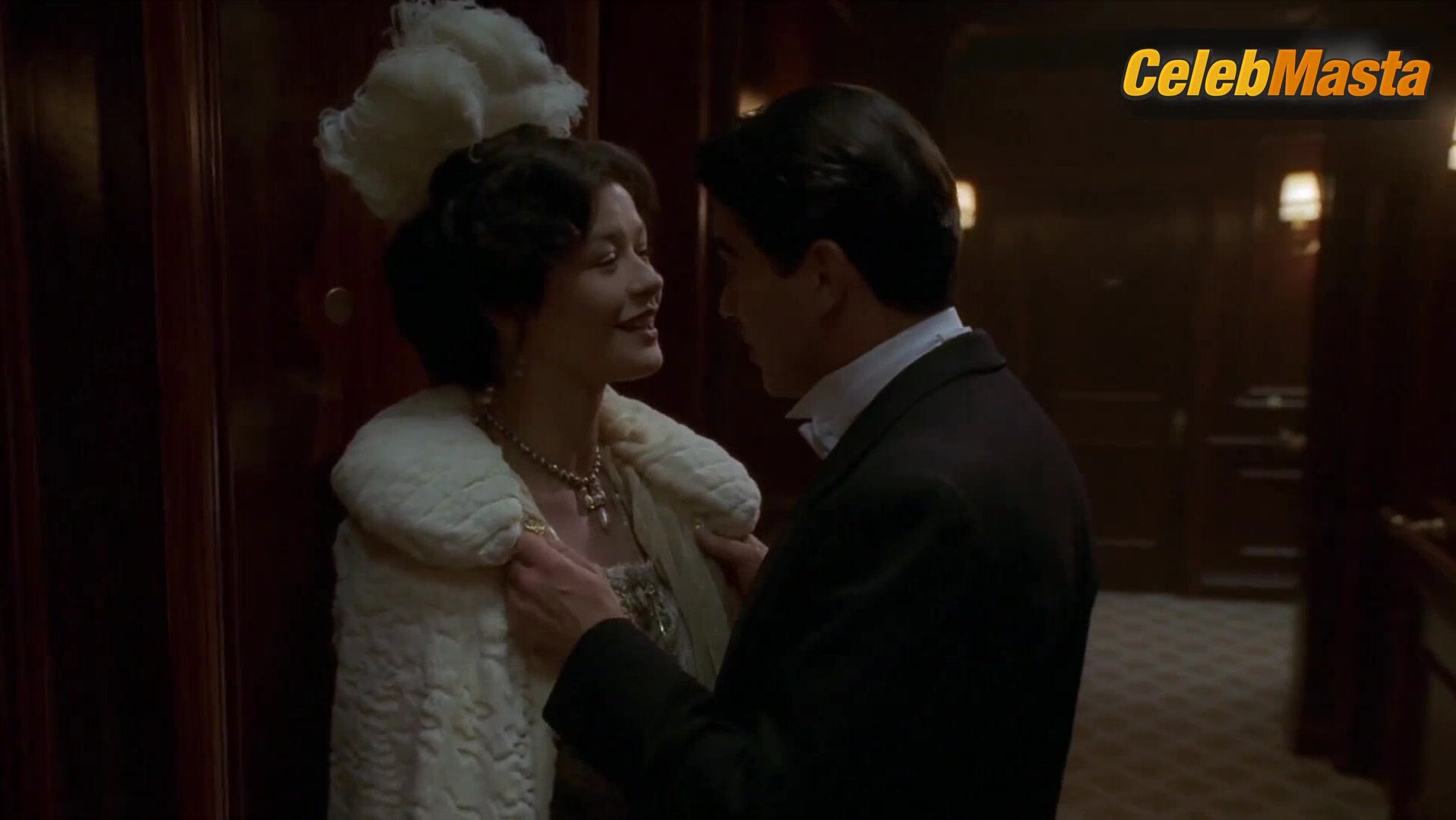 Catherine Zeta-jones Sexy Scene From Titanic - Photo 4 of 5 photo 2
