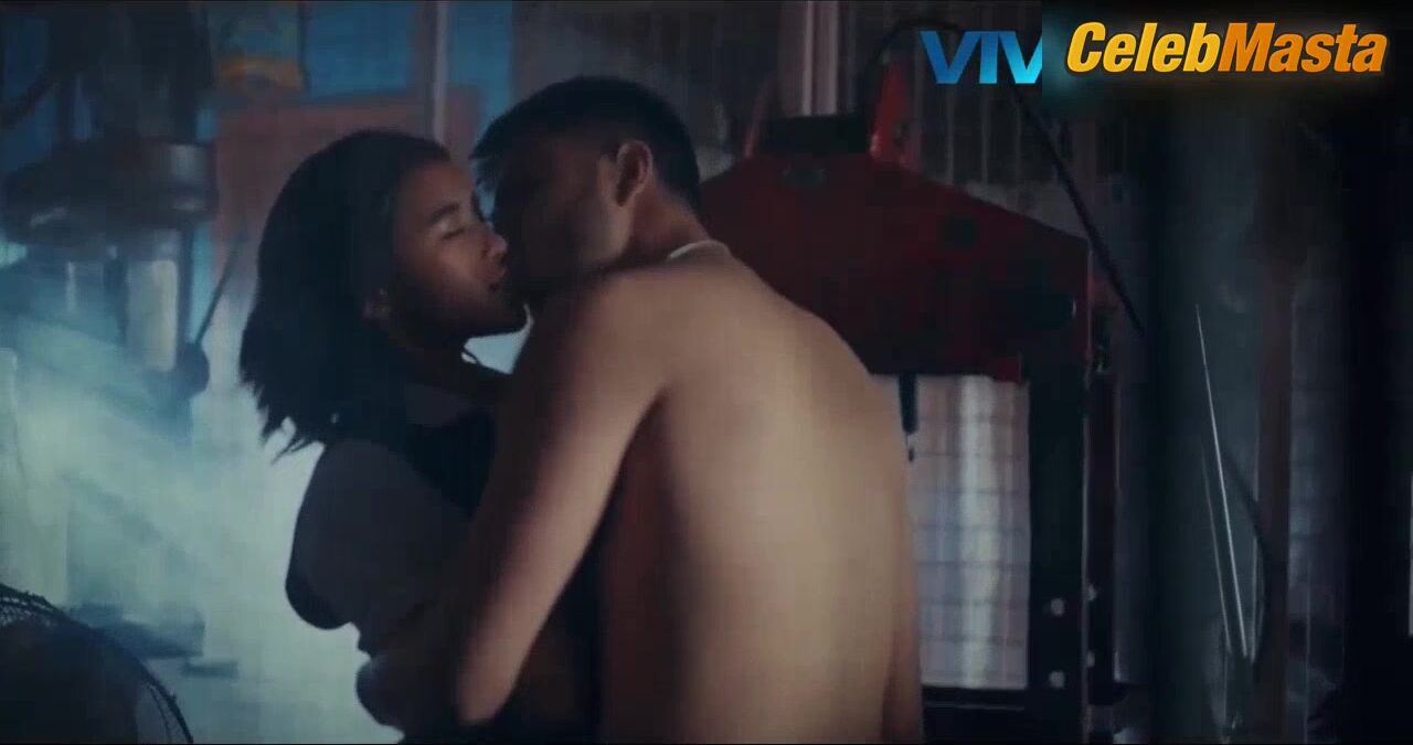 Christine Bermas Booty Scene From Balahibong Pusa - Photo 1 of 5 photo 2
