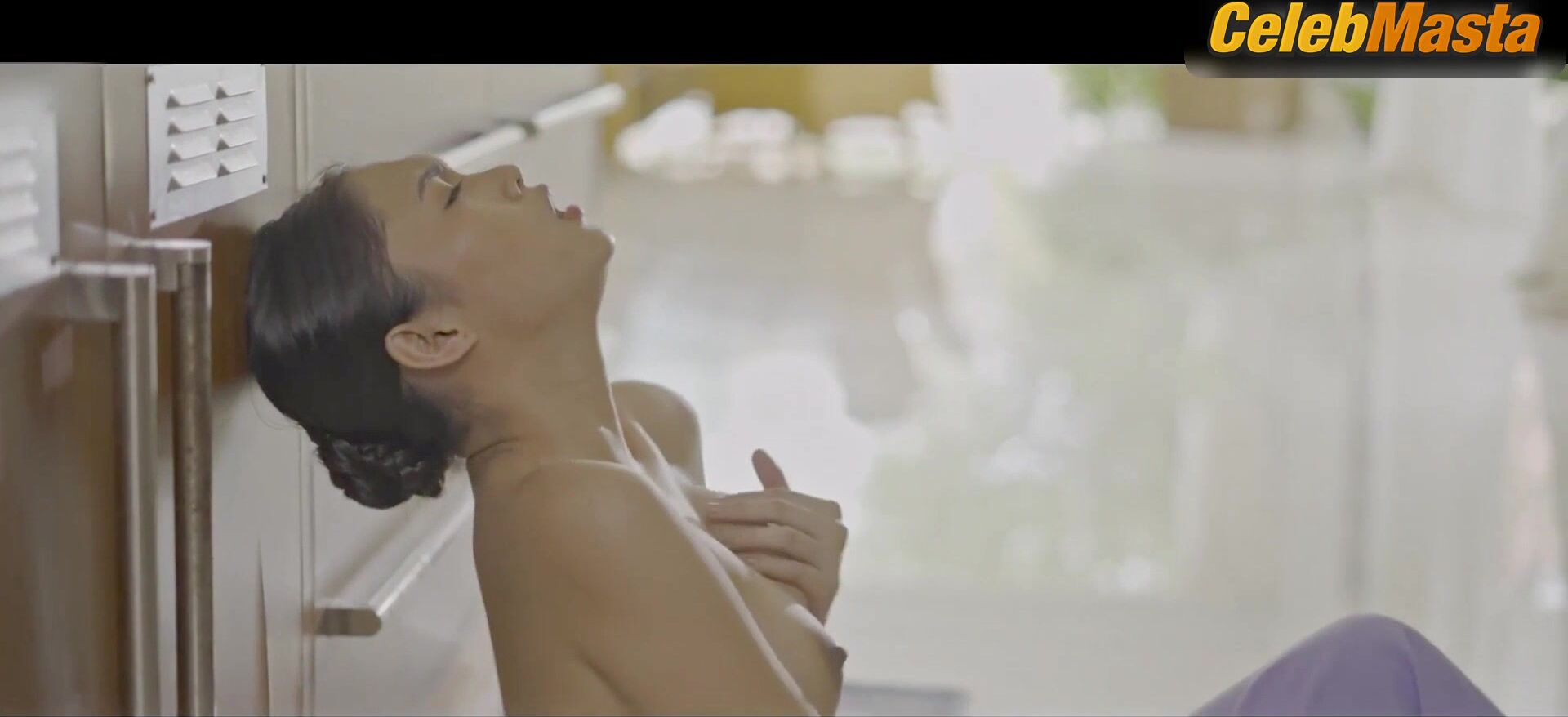 Cess Garcia And Rica Gonzales Bare Boobs Scene In Kapalit - Photo 4 of 5