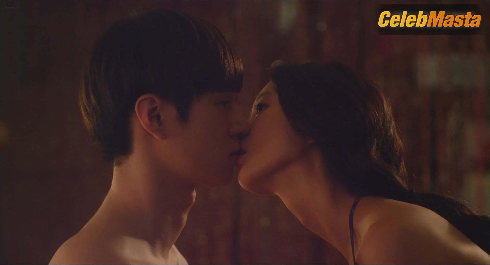Cho Yeo-jeong And Shin Se-kyung Booty Scene From Casa Amor - Photo 1 of 5 photo 5