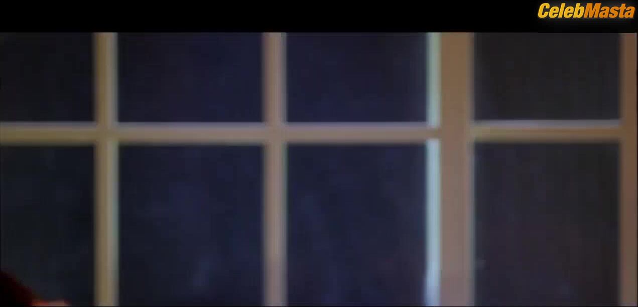 Cho Yeo-jeong ’s Underwear Scene From Vampire Cop - Photo 2 of 5 photo 4