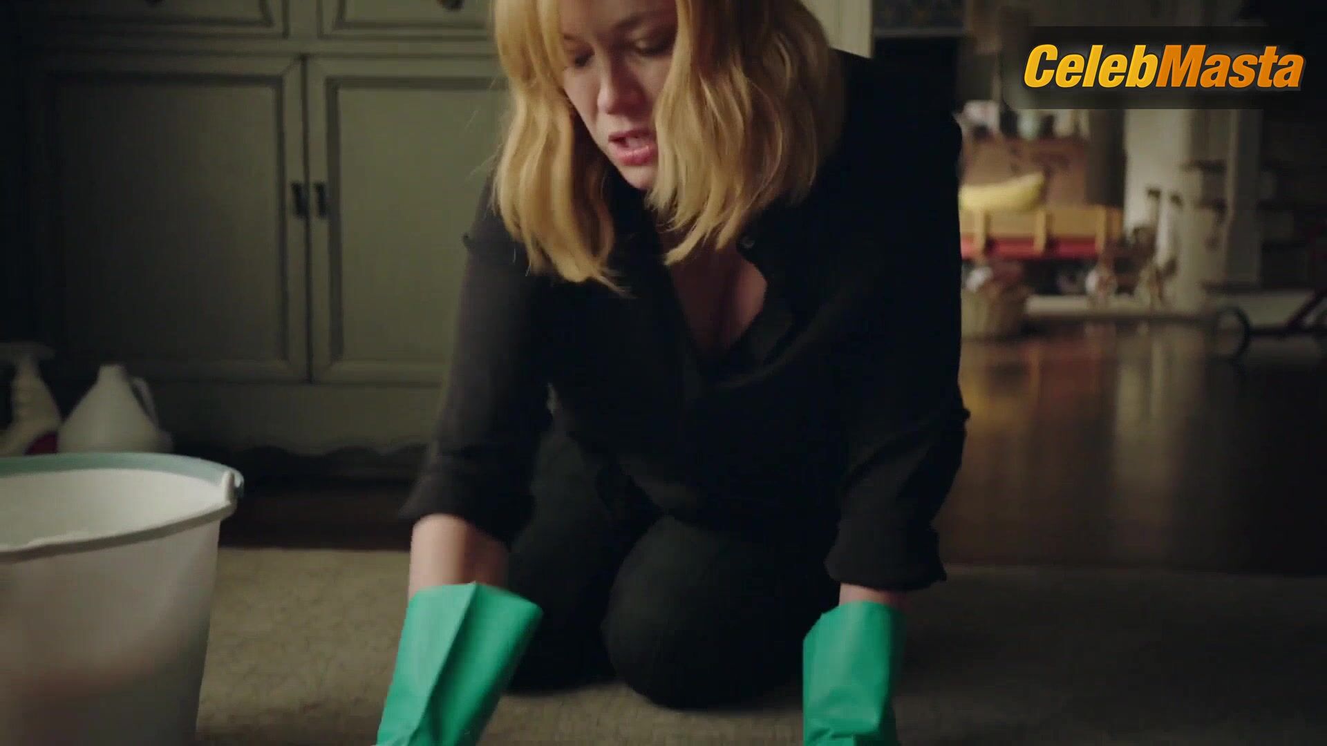 Christina Hendricks Steamy Scene In Good Girls - Photo 2 of 5 photo 1