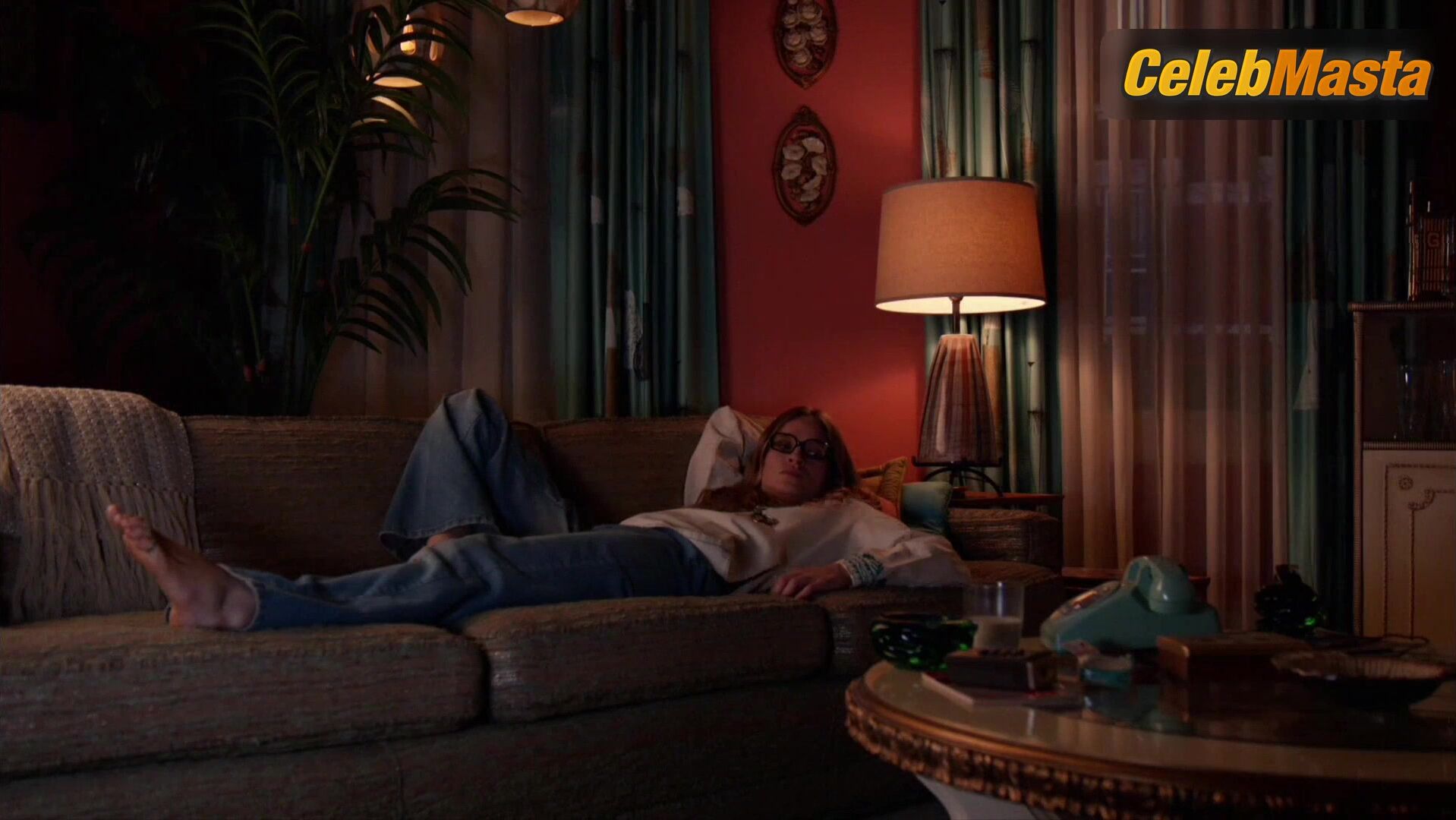 Christina Hendricks Sexy Scene From Mad Men - Photo 1 of 5 photo 5