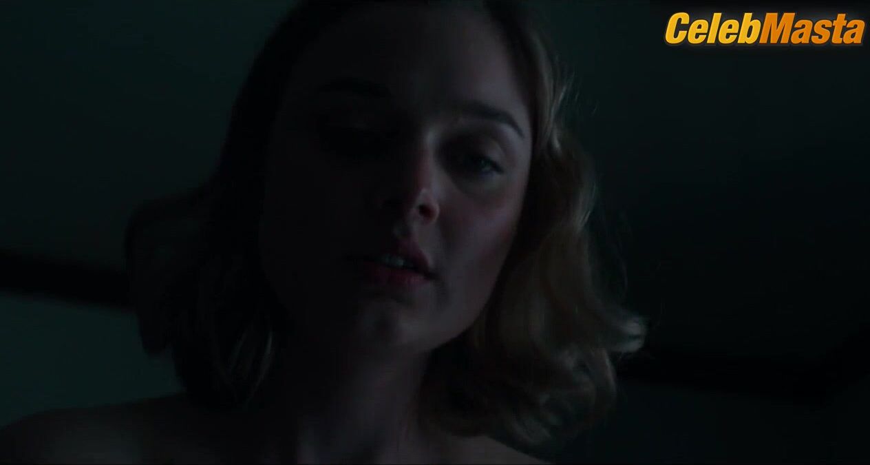 Bella Heathcote Boobs Scene In Strange Angel - Photo 2 of 5 photo 1