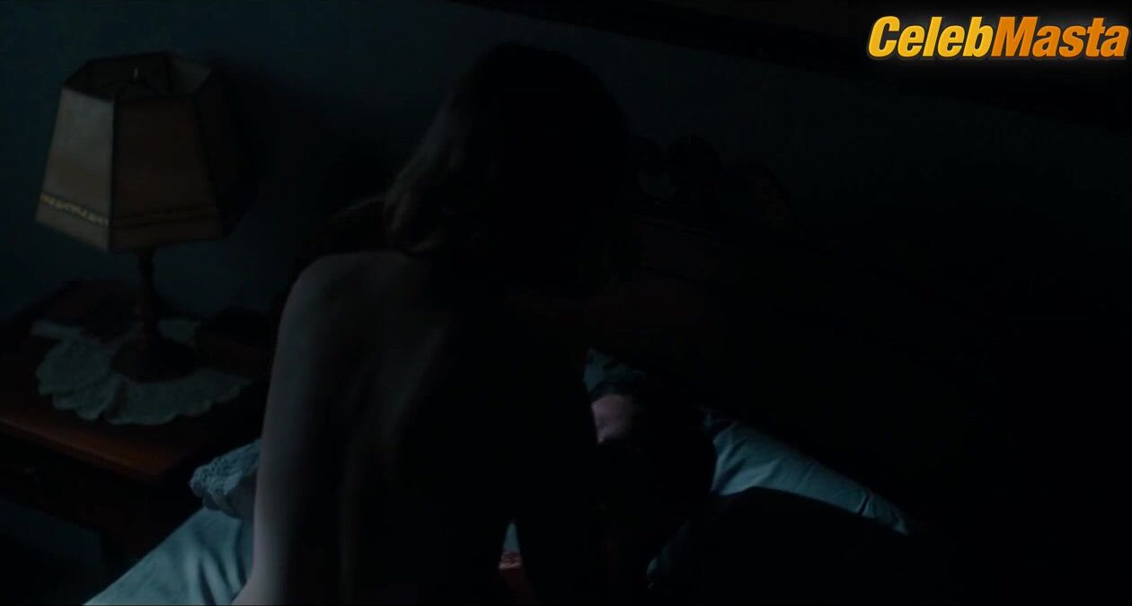 Bella Heathcote Boobs Scene In Strange Angel - Photo 2 of 5 photo 4
