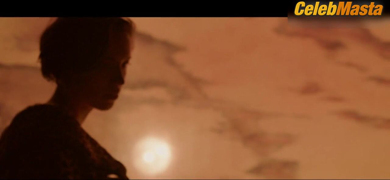 Bella Heathcote Rebecca Hall And Tits, Lesbian Scene From - Photo 1 of 5 photo 4