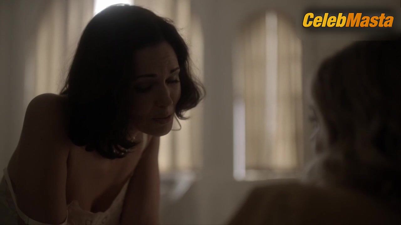 Bella Heathcote And Laura Mennell’s Lesbian Scene From - Photo 2 of 5 photo 4