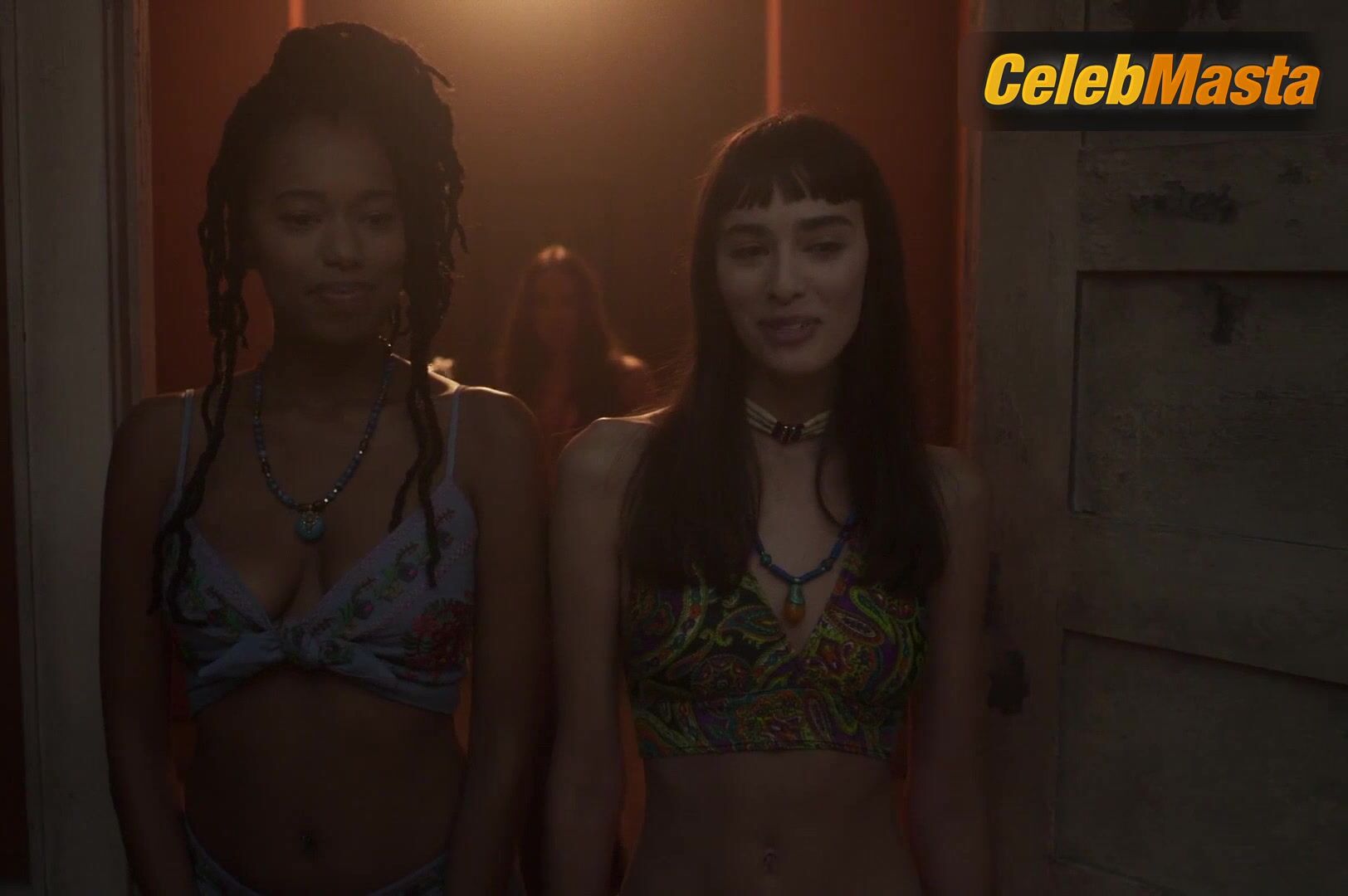 Aubrey Plaza , Margaux Brooke And Dan Cathcart’s - Photo 3 of 5 photo 1