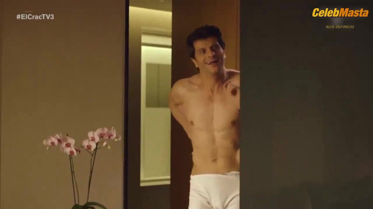 Diana Gomez Tits, Underwear Scene From El Crac - Photo 2 of 5