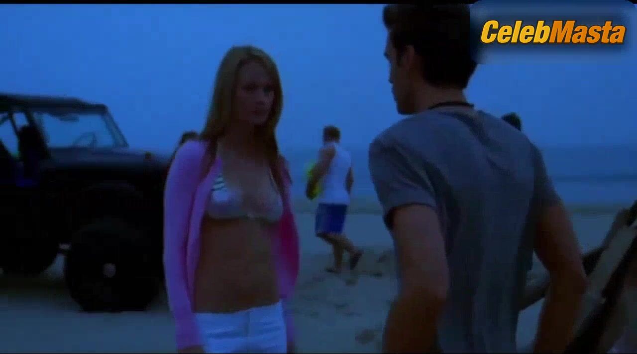 Cameron Richardson Swimsuit Scene From Point Pleasant - Photo 1 of 5 photo 4