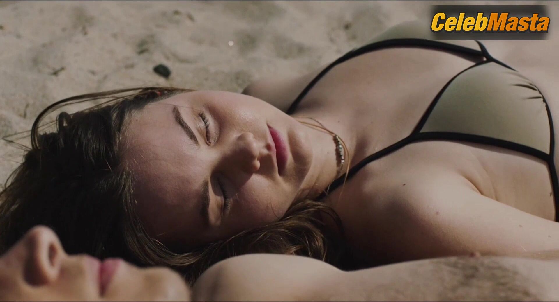 Liana Liberato ’s Swimsuit Scene In The Beach House - Photo 1 of 5 photo 5