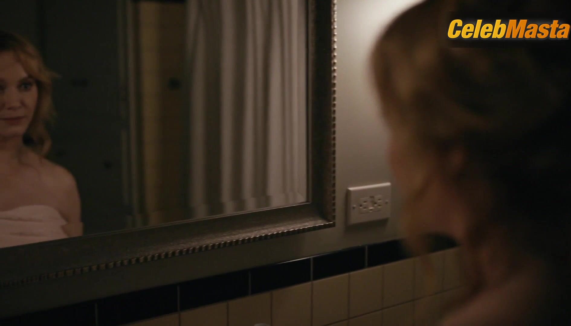 Christina Hendricks Bares All In Good Girls Scene - Photo 1 of 5 photo 4