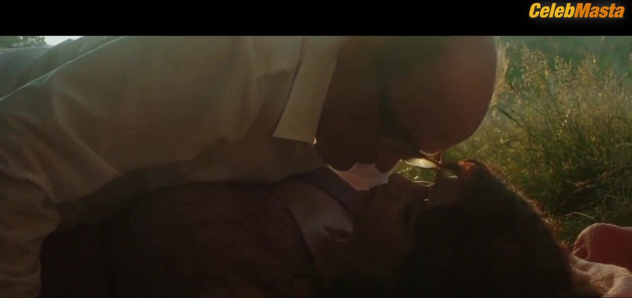 Christina Hendricks Tits Scene From God’s Pocket - Photo 1 of 5 photo 5