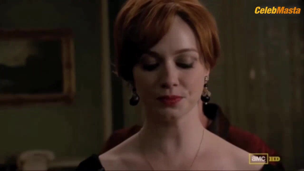 Christina Hendricks Bares Tits Scene In Mad Men - Photo 1 of 5 photo 5