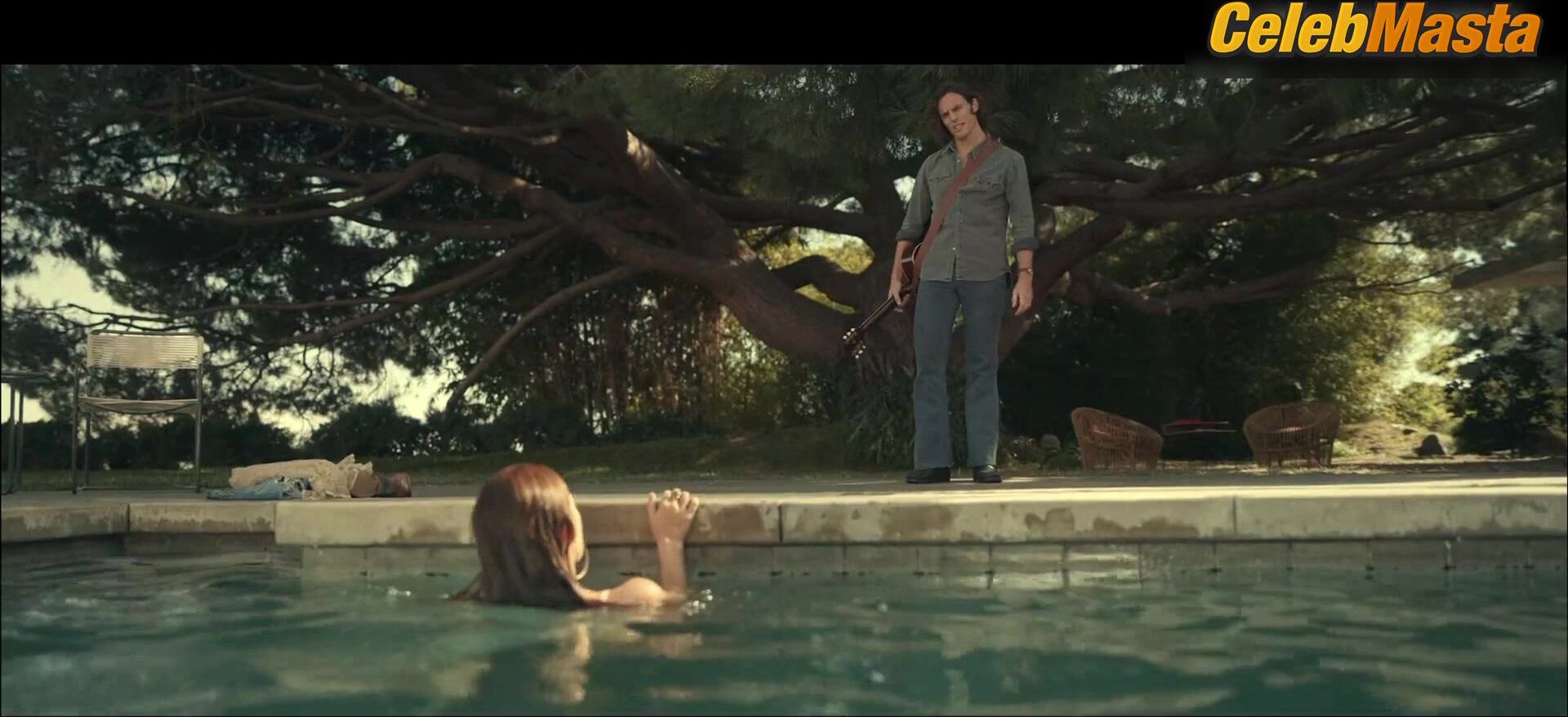 Riley Keough Underwear Moment In Daisy Jones & The - Photo 1 of 5 photo 4