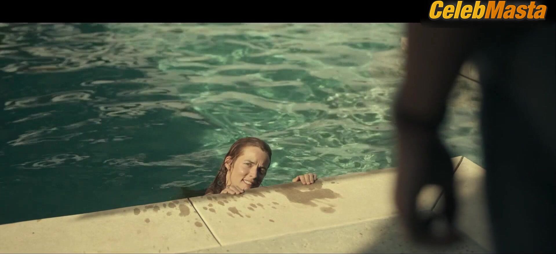 Riley Keough Underwear Moment In Daisy Jones & The - Photo 1 of 5 photo 5