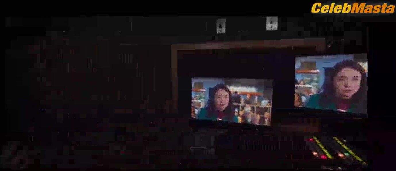 Sarah Steele ’s Tits Scene From The Good Fight - Photo 1 of 5