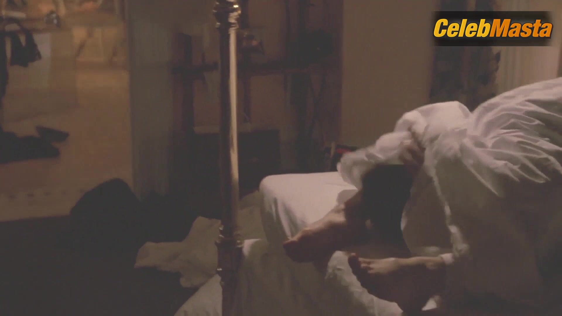 Gina Gershon ’s Sexy Scene From Cocktail - Photo 2 of 5 photo 1