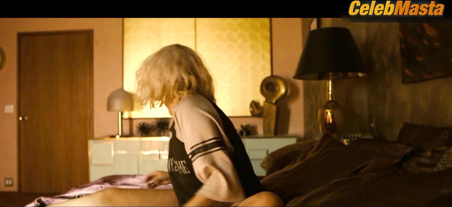 Selena Gomez Underwear Scene From Emilia Perez - Photo 2 of 5