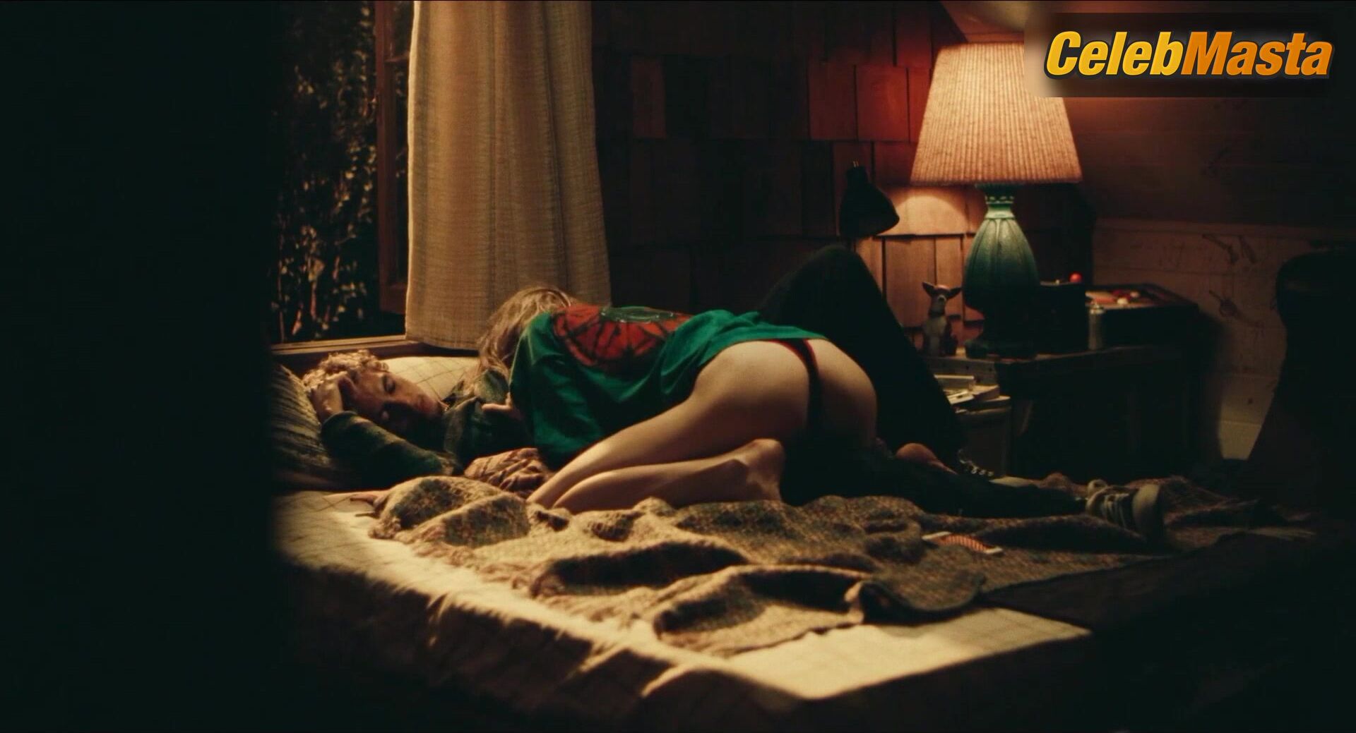 Hunter Schafer Reveals Thong, Underwear Scene In Euphoria - Photo 2 of 5 photo 1