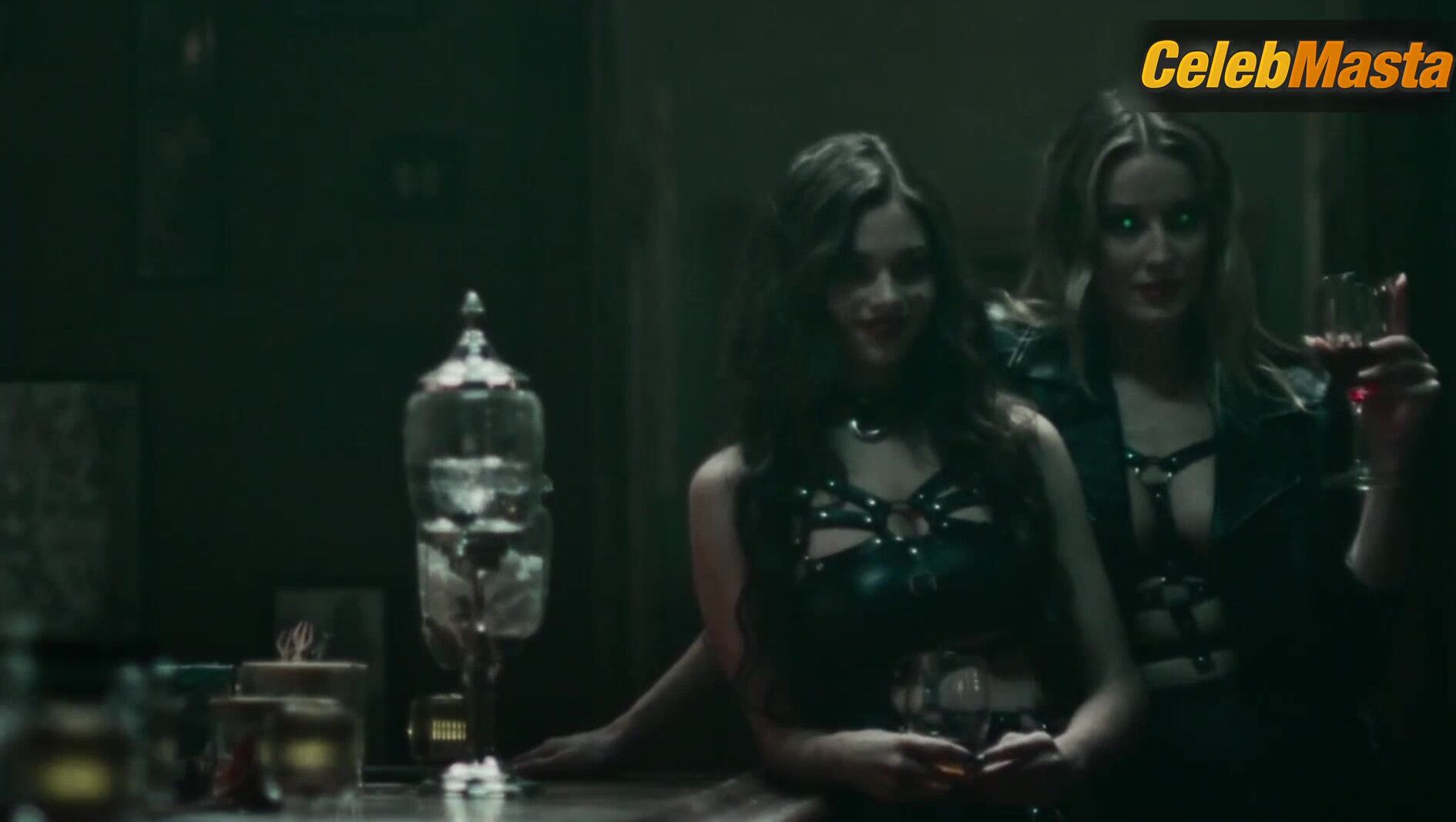 India Eisley Sarah Dumont And Tits Scene From Vampires Of - Photo 1 of 5 photo 4