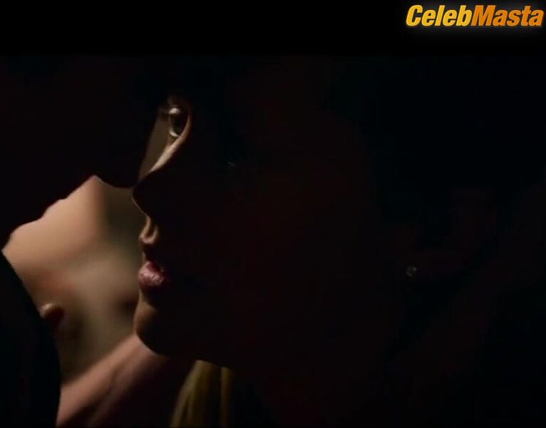 Teresa Palmer Booty, Tits Scene In The Choice - Photo 1 of 5 photo 4