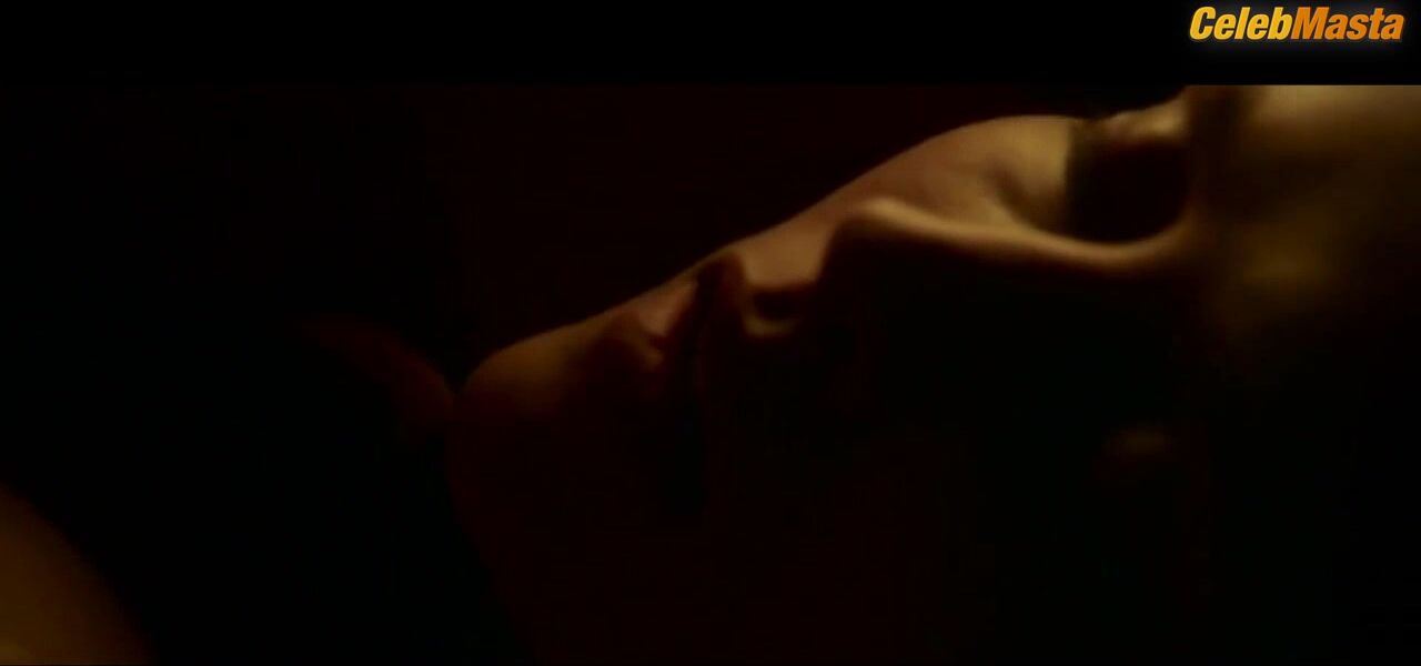 Teresa Palmer Booty, Tits Scene In The Choice - Photo 1 of 5 photo 5