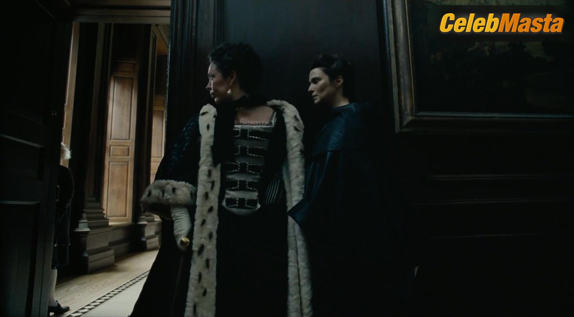 Olivia Colman Rachel Weisz And ’s Lesbian Scene From - Photo 1 of 5