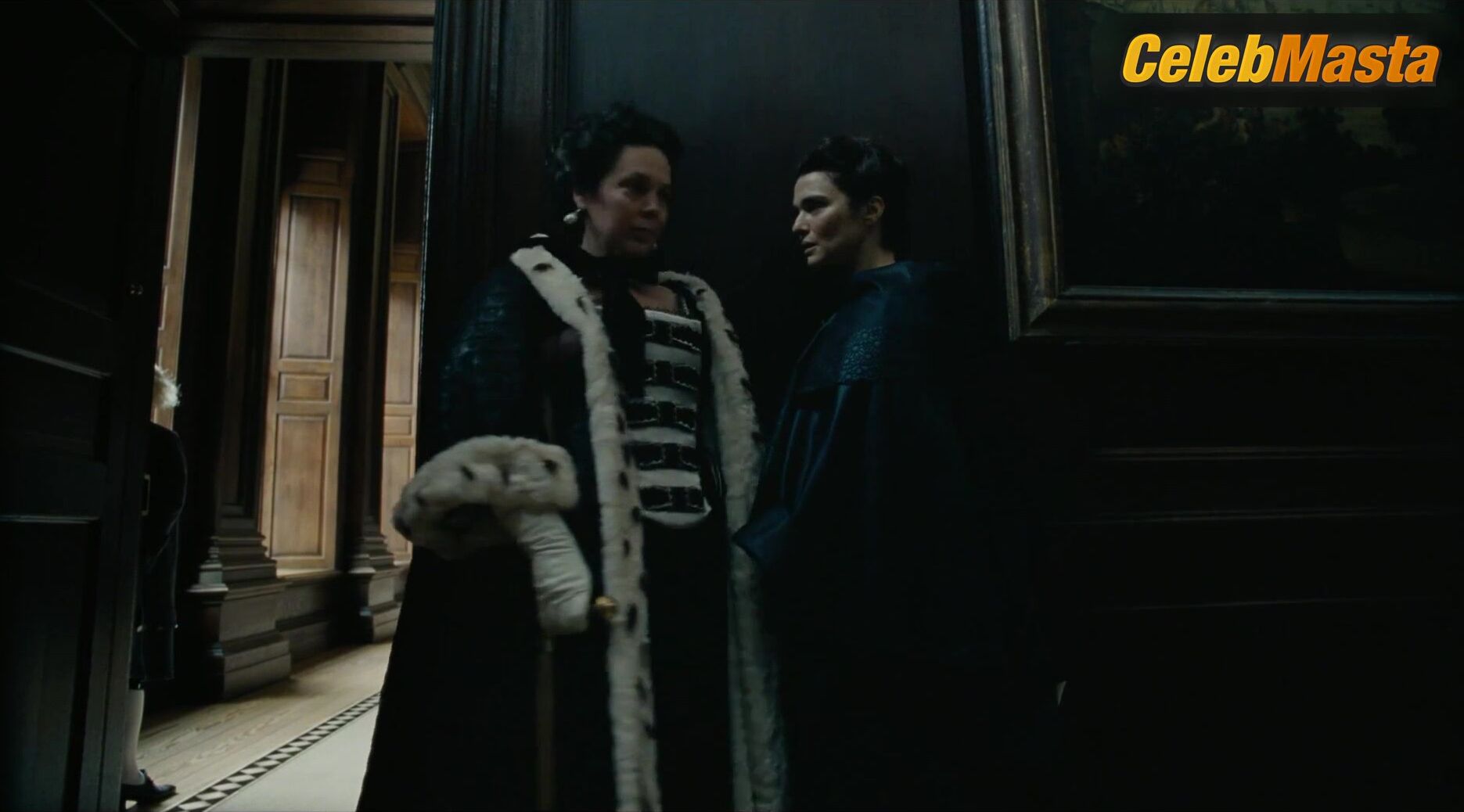 Olivia Colman Rachel Weisz And ’s Lesbian Scene From - Photo 1 of 5 photo 2