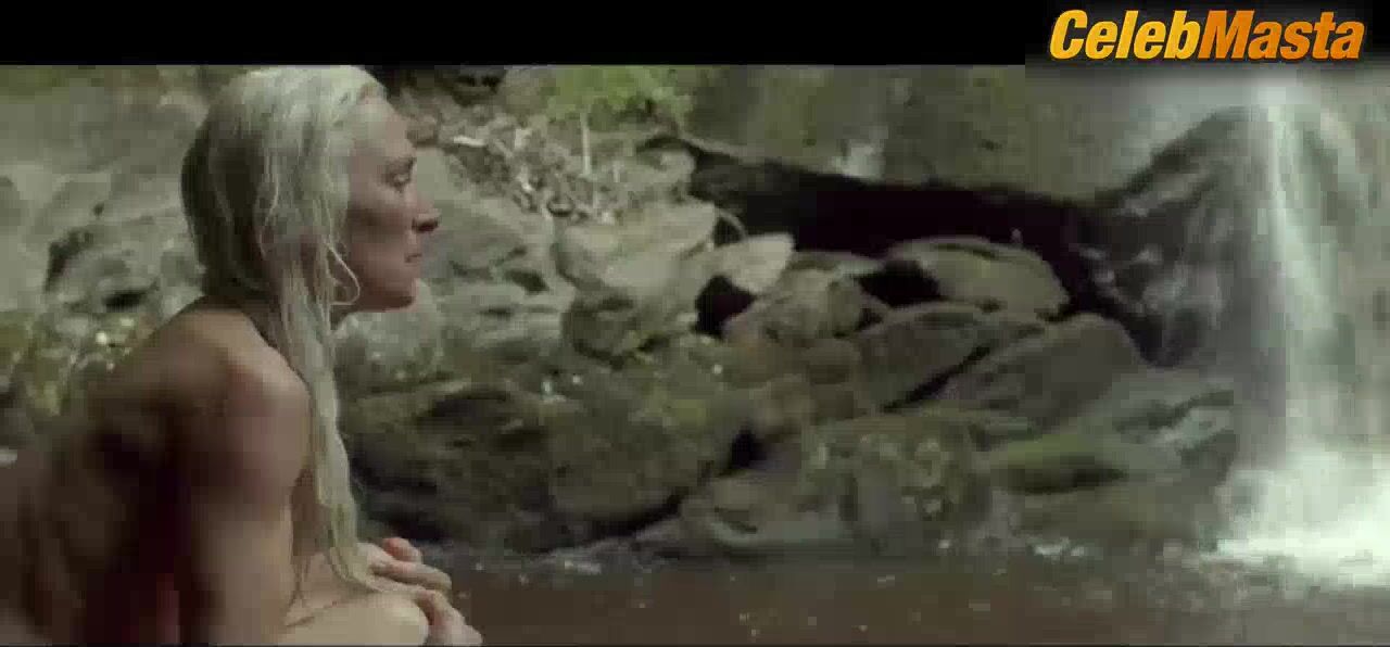 Olwen Fouere ’s Boobs, Bush Scene In The Survivalist - Photo 1 of 5 photo 5