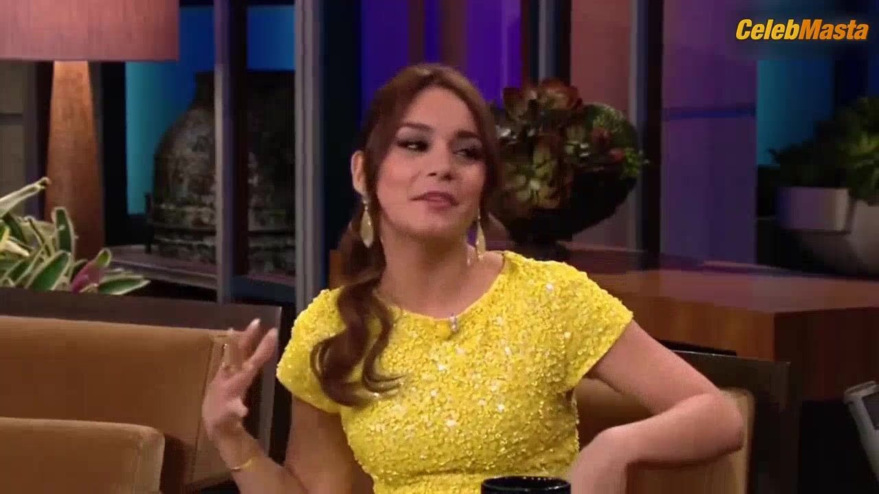 Vanessa Hudgens Booty Scene From The Tonight Show - Photo 2 of 5