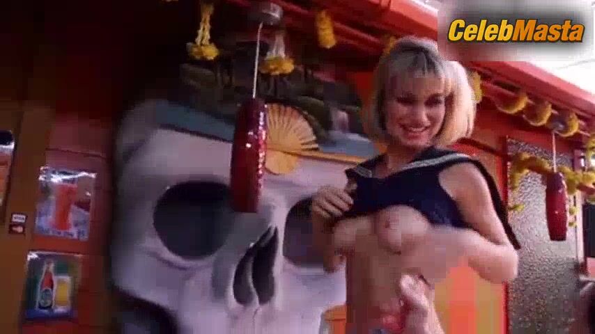 Pop Lara ’s Booty, Tits Scene In Spitting Ldam - Photo 2 of 5 photo 5