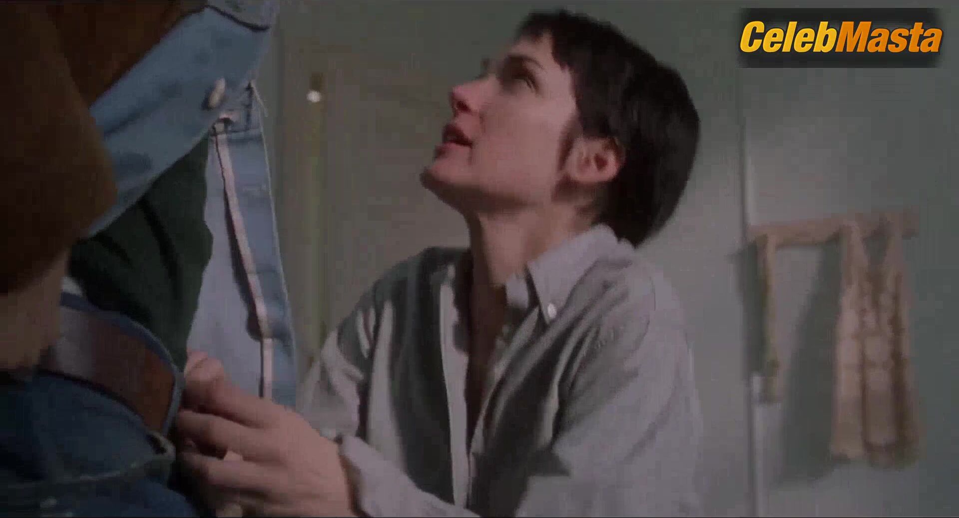 Winona Ryder Sexy Scene From Girl, Interrupted - Photo 1 of 5 photo 2