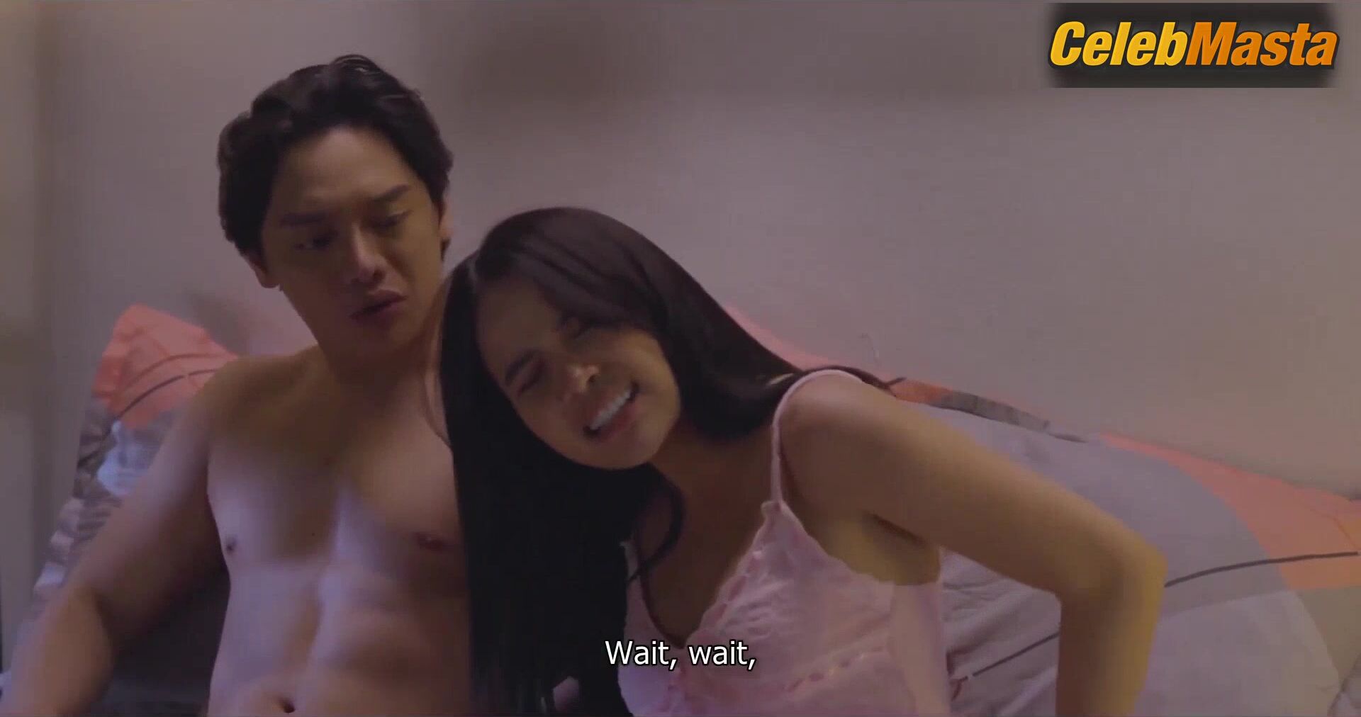Zsara Laxamana ’s Sexy Scene In Wow Mani - Photo 1 of 5 photo 5