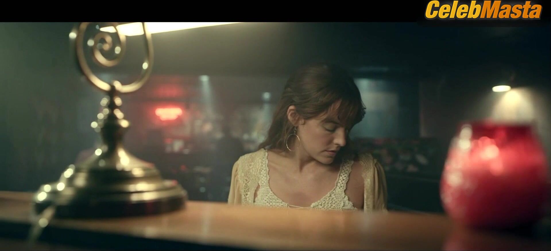 Riley Keough ’s Sexy Scene From Daisy Jones & - Photo 1 of 5 photo 5