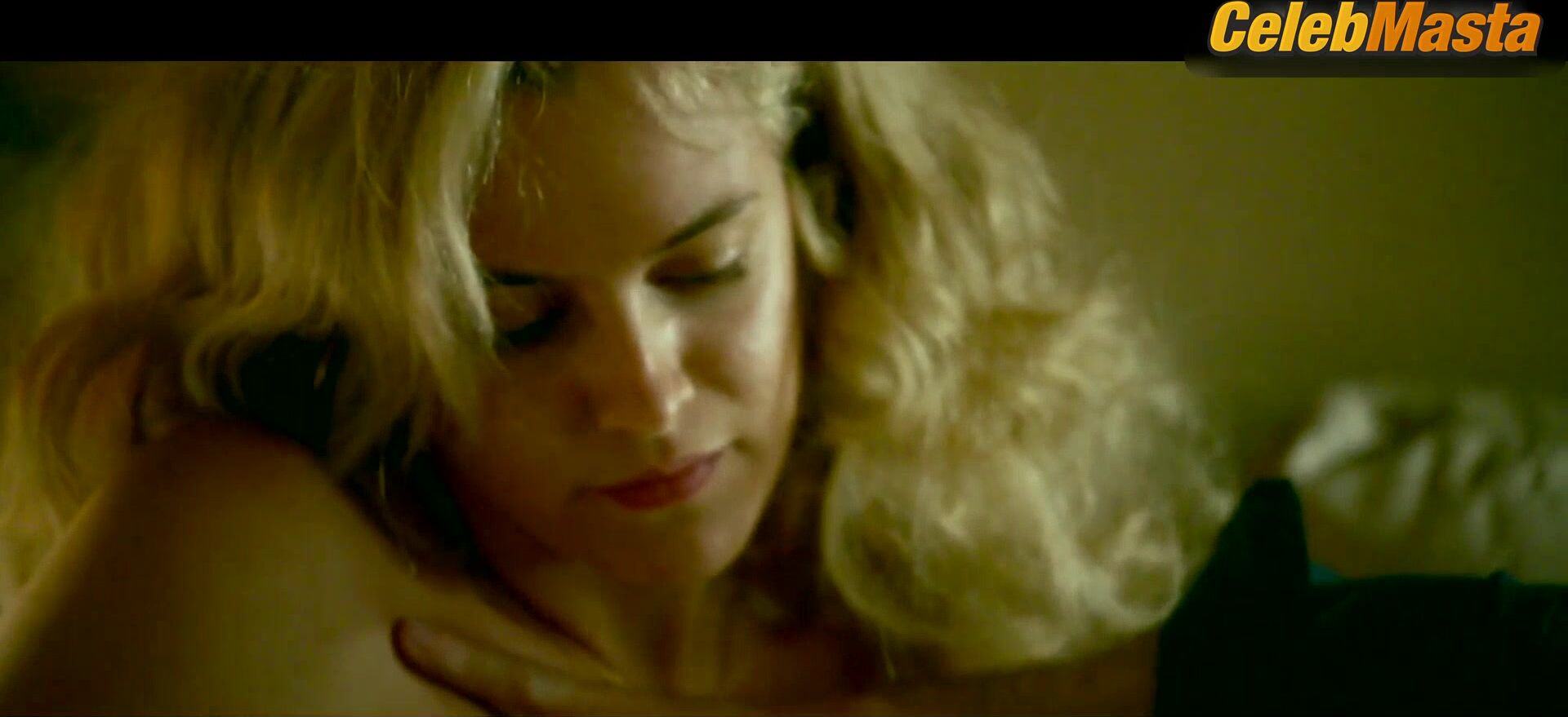 Riley Keough Tits Scene From The House That Jack Built - Photo 2 of 5