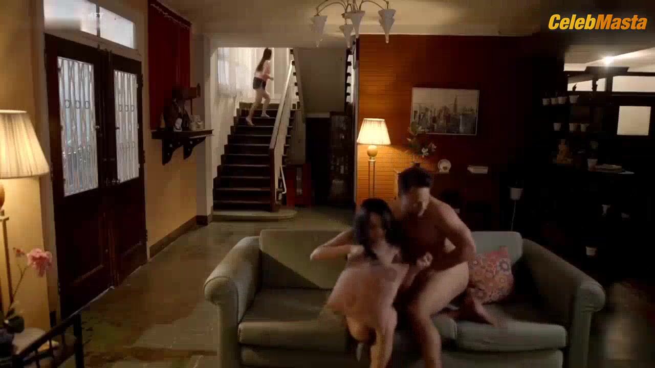 Zsara Laxamana Booty, Boobs Scene In Salisihan - Photo 1 of 5 photo 2