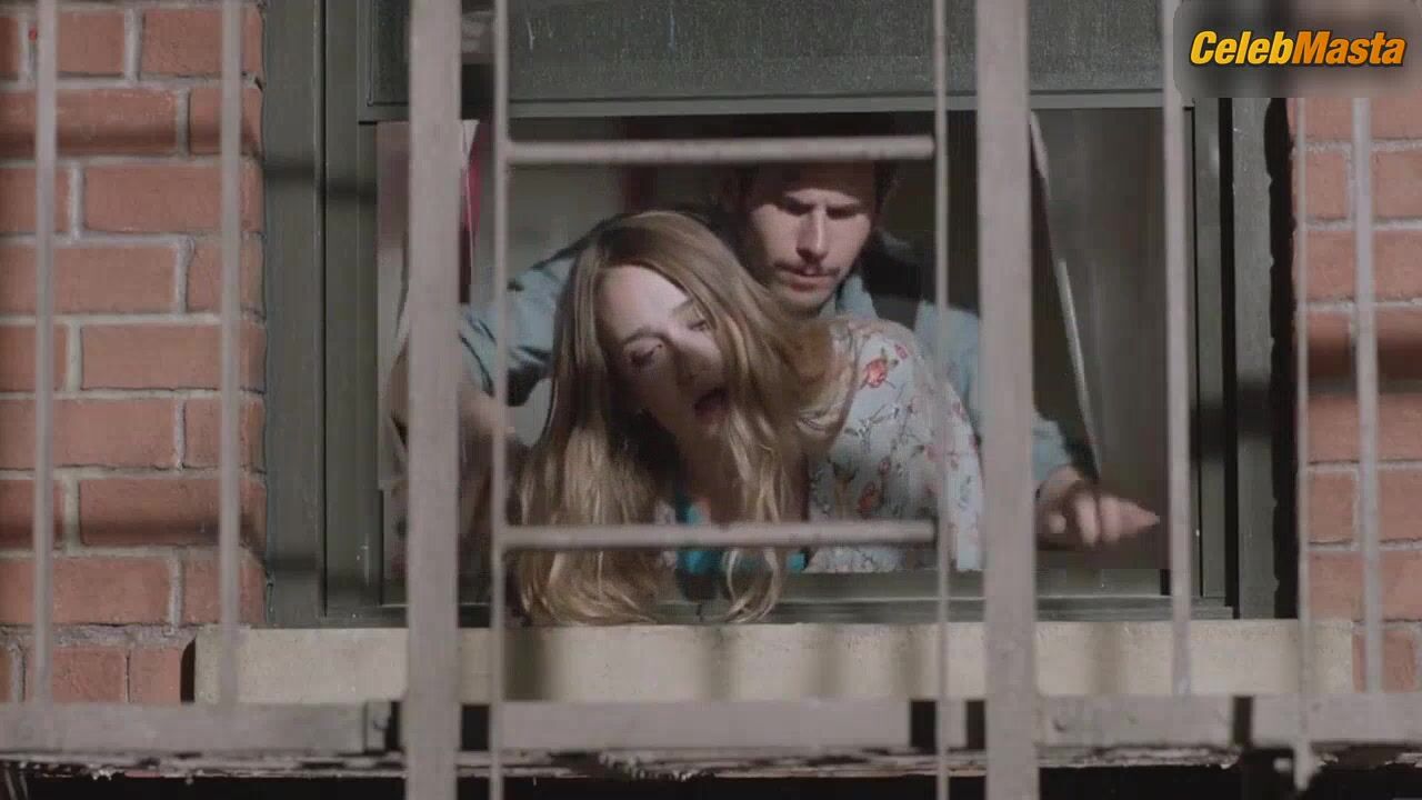 Jemima Kirke ’s Sexy Scene In Girls - Photo 1 of 5 photo 2