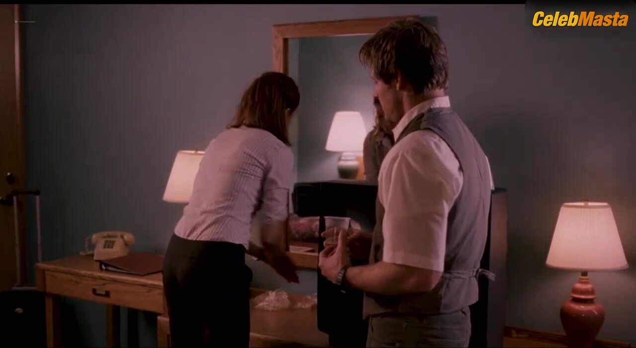 Jennifer Aniston Sexy Moment Scene In Management - Photo 1 of 5