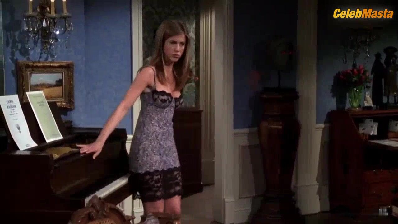 Jennifer Aniston ’s Underwear Scene From Friends - Photo 3 of 5 photo 1