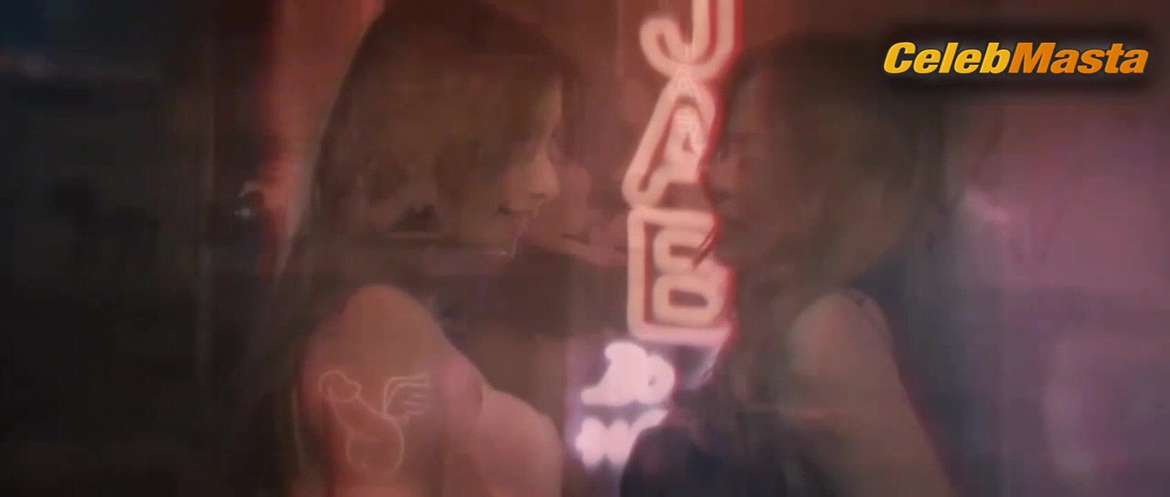 Rob Guinto Stephanie Raz And Lesbian, Booty Scene In - Photo 2 of 5 photo 1