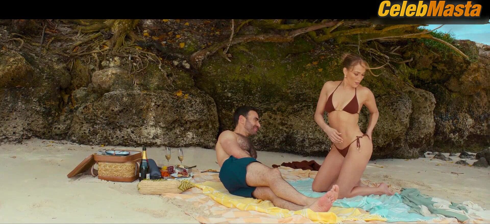 Jennifer Lopez Swimsuit Scene From Office Romance - Photo 2 of 5