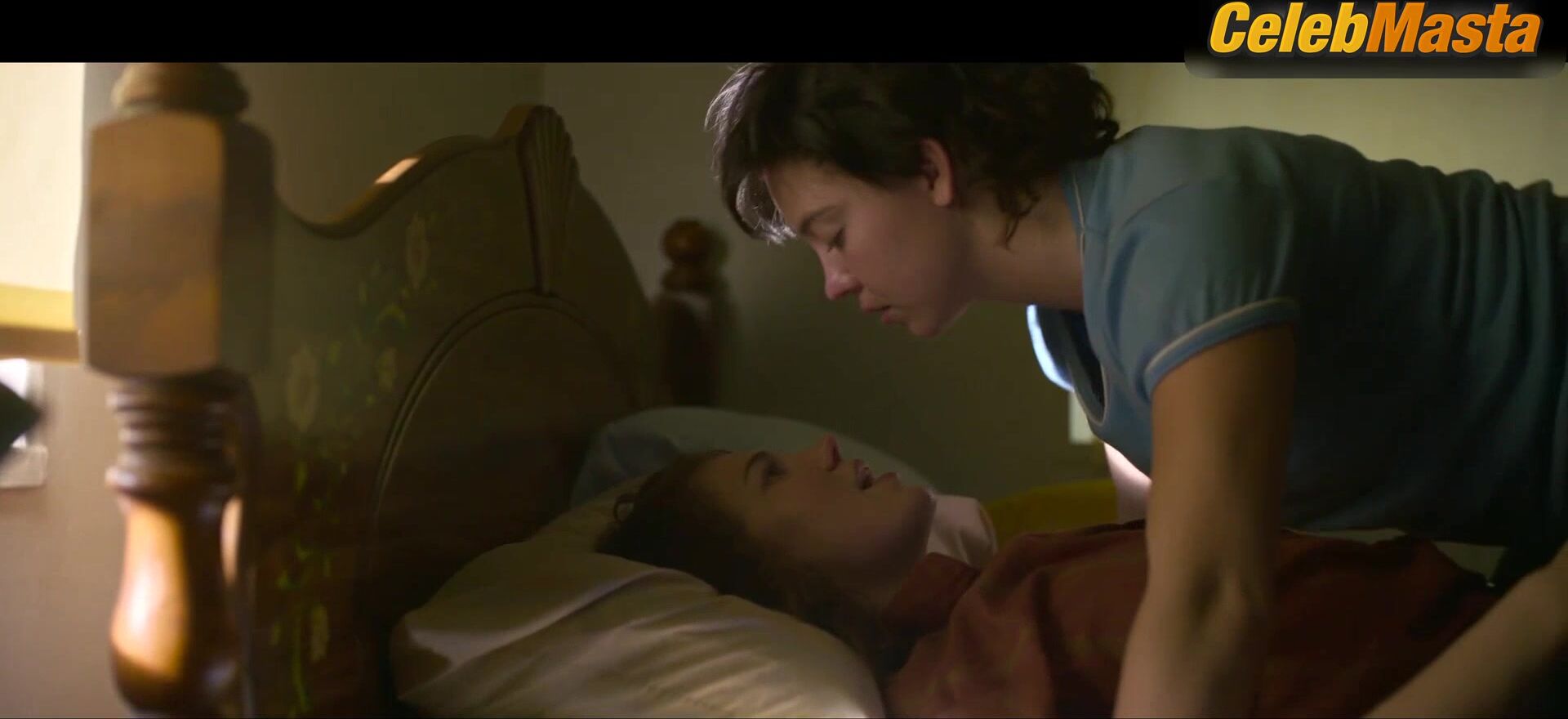 Jess Gabor Sydney Sweeney And ’s Lesbian Scene In - Photo 1 of 5