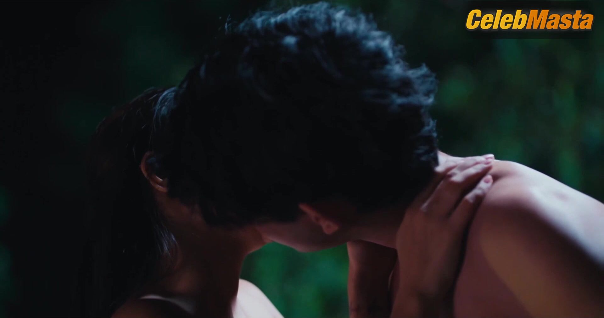 Rob Guinto Boobs Scene In Ligaw - Photo 2 of 5